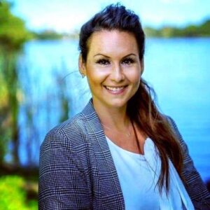 Jenn Giurgevich, Registered Dietitian in Ottawa, founder of Spark Nutrition and Health